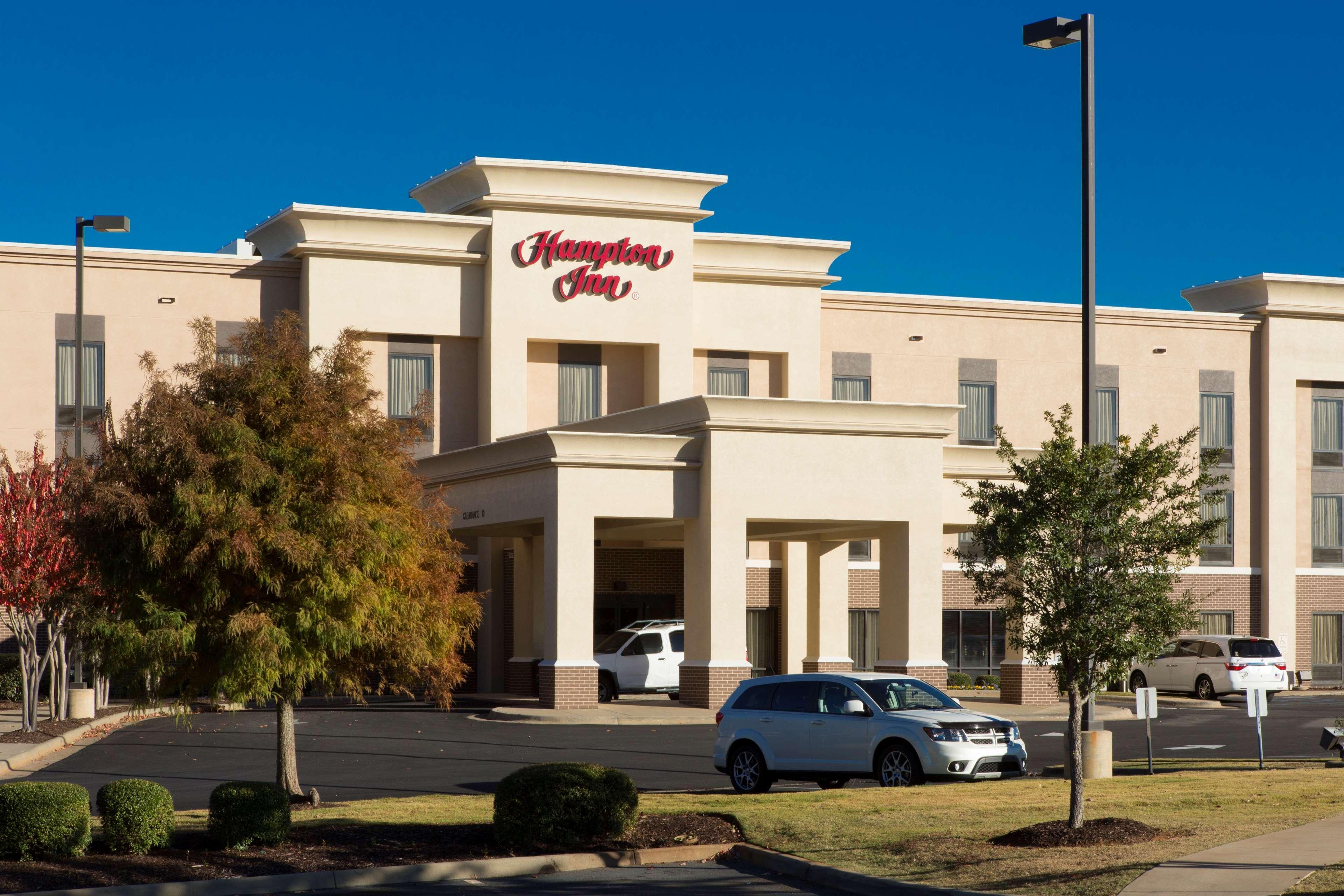 Hampton Inn Трой Екстериор снимка