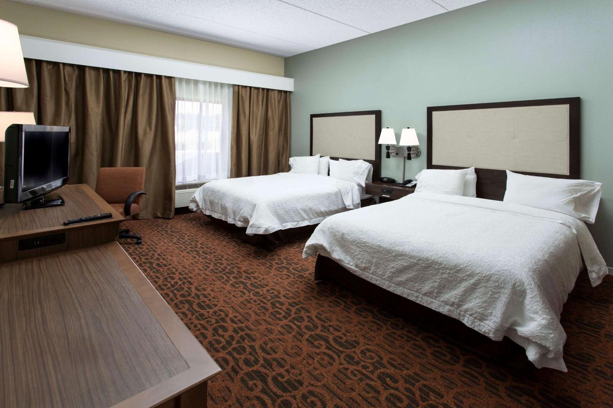 Hampton Inn Трой Екстериор снимка