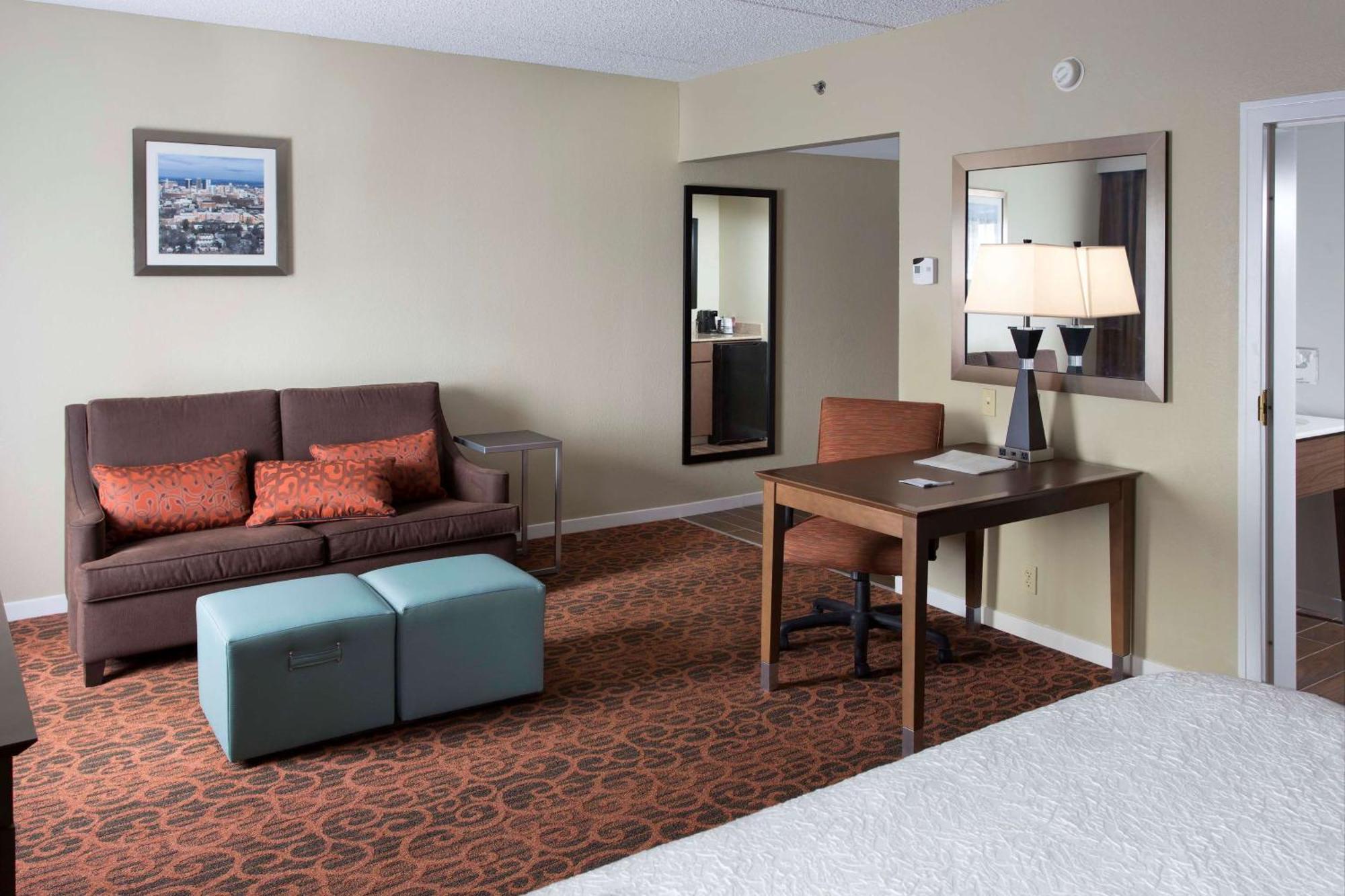 Hampton Inn Трой Екстериор снимка